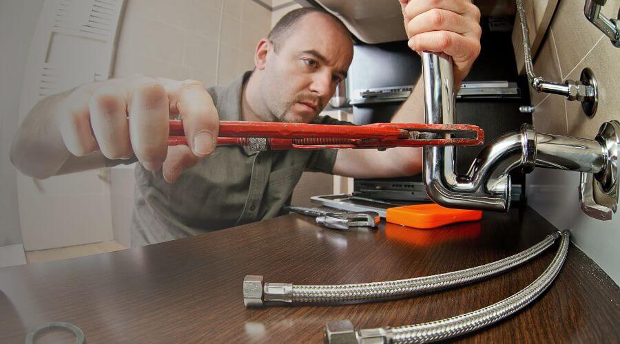 Expert burst pipe repair services in Falls City, NE